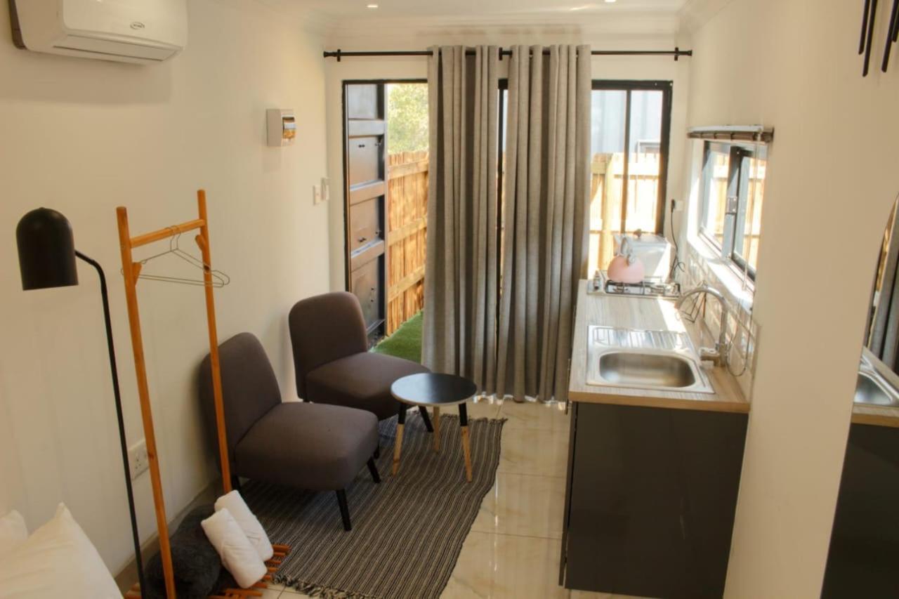 Hotel Cozy Box Haus Graskop Exterior foto